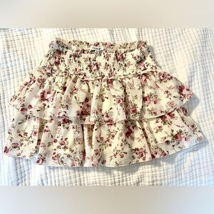Francesca's Collections Cream Floral Tiered Skirt with Pink Rose Print